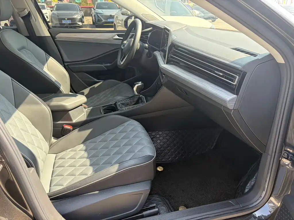 Volkswagen Sagitar 2023 280TSI DSG Beyond Plus Edition