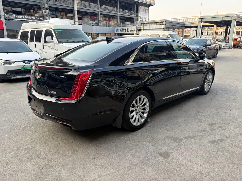 Cadillac XTS 2018 28T Technical