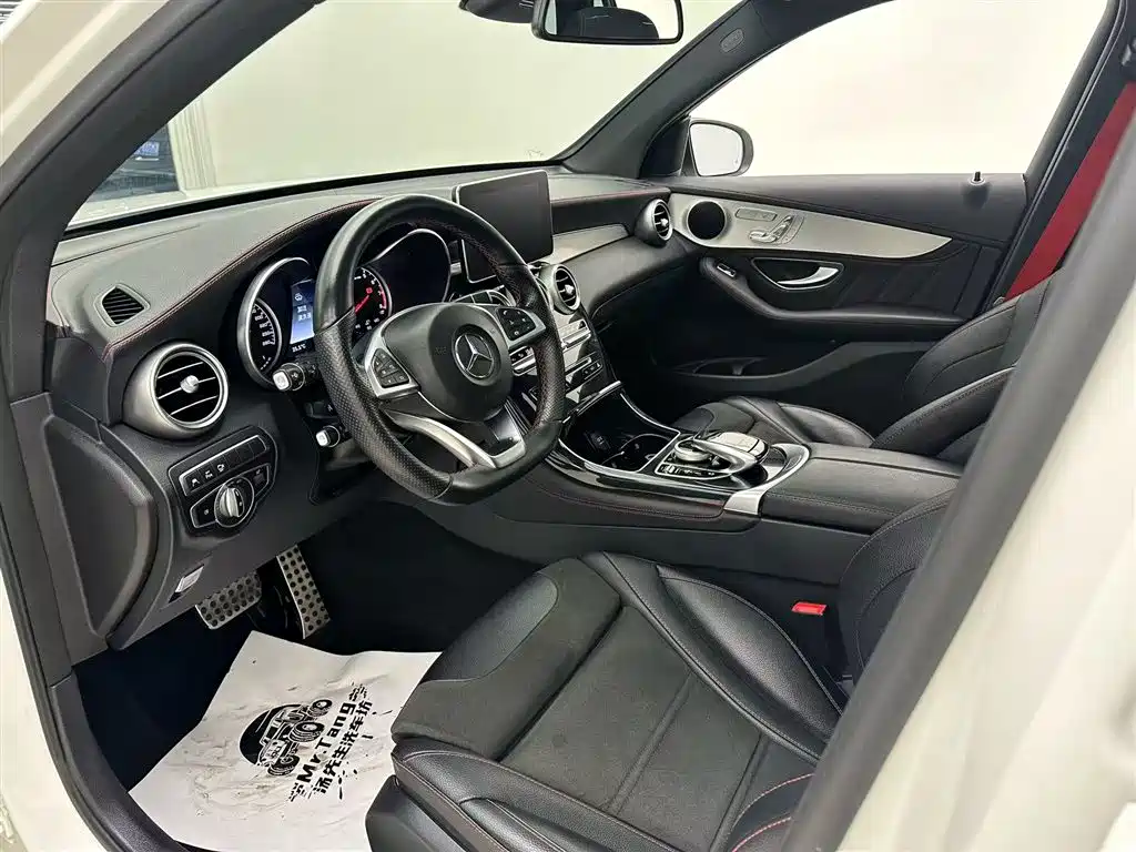 2017 Mercedes-AMG GLC 43 4MATIC