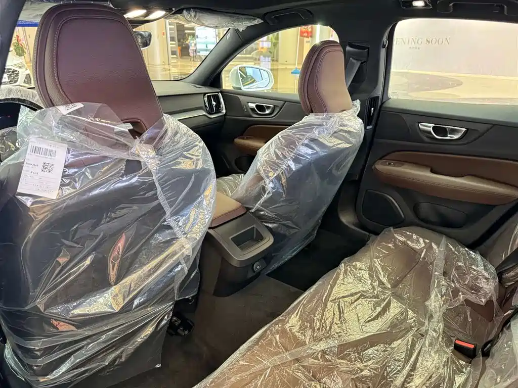 Volvo S60 2026 B4
