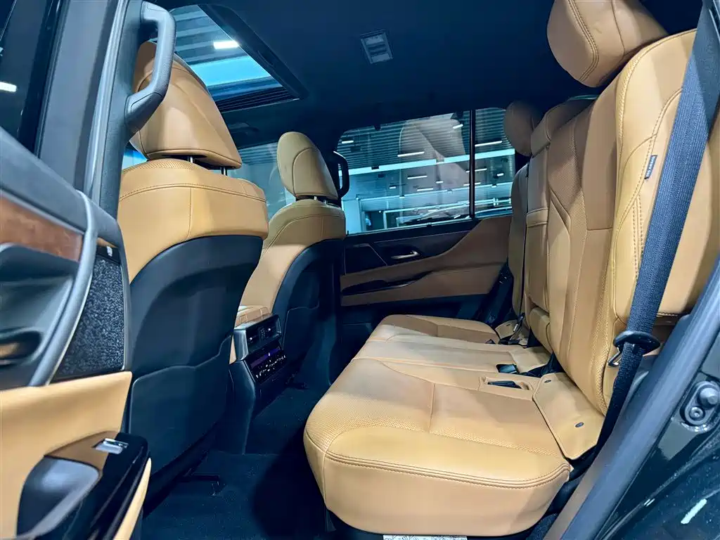 Lexus LX 700h Lingjie Edition 2025