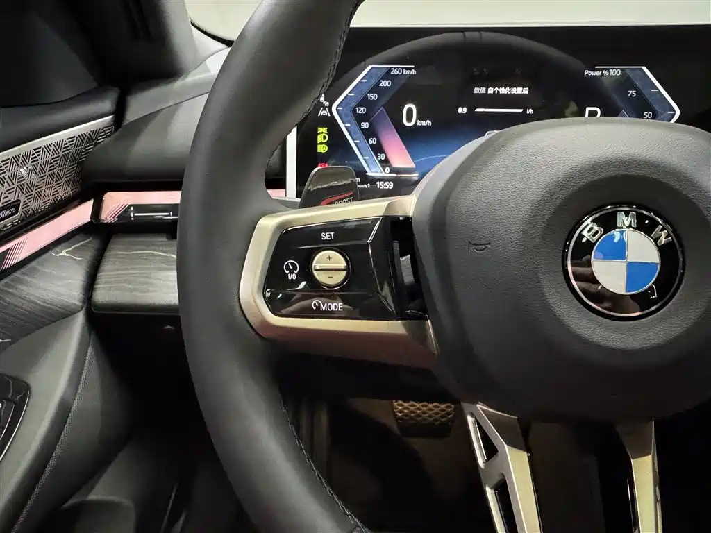 BMW 5 Series 2025 530Li Exclusive M Sport Package - фото 16