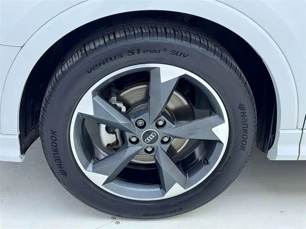 Audi Q3 2024 35 TFSI Fashion Dynamic