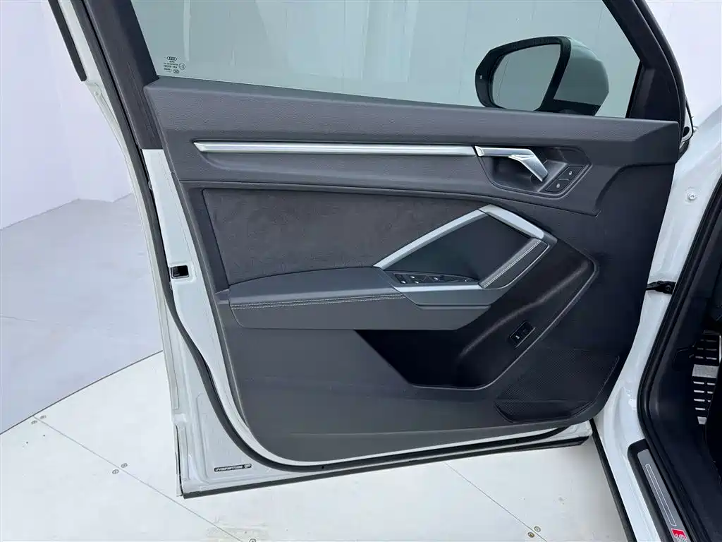 Audi Q3 2024 35 TFSI Fashion Dynamic