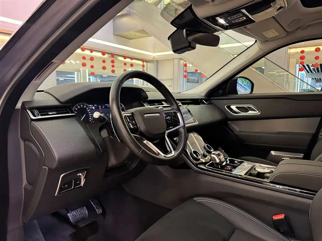 Range Rover Velar 2021 P250