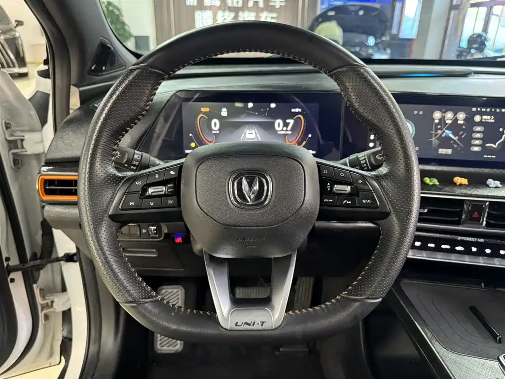 Changan UNI-T 2022 2.0T Pilot Edition