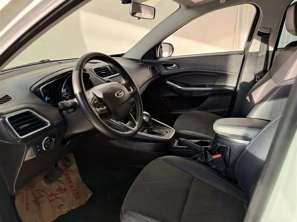 Ford Escort 2019 Facelift 1.5L Automatic Yuexiang Edition China VI