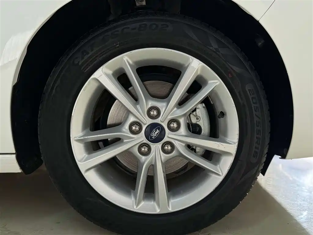 Ford Escort 2019 Facelift 1.5L Automatic Yuexiang Edition China VI