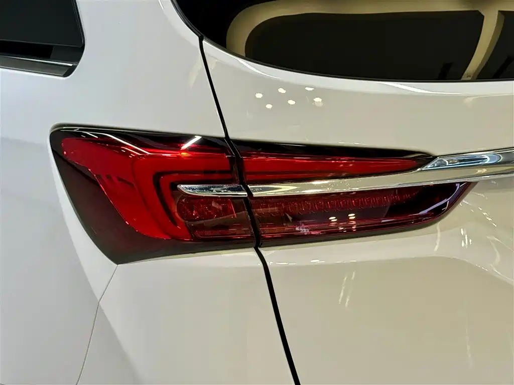 Buick GL8 2023 Facelift Land Business Class Luxury