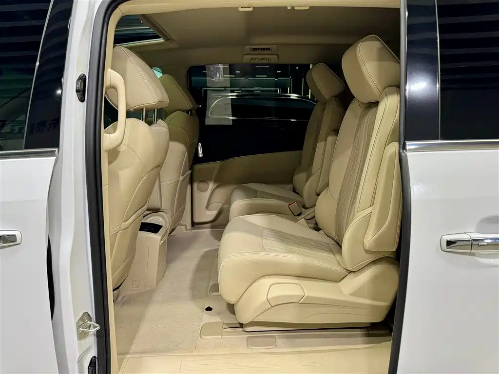 Buick GL8 2023 Facelift Land Business Class Luxury