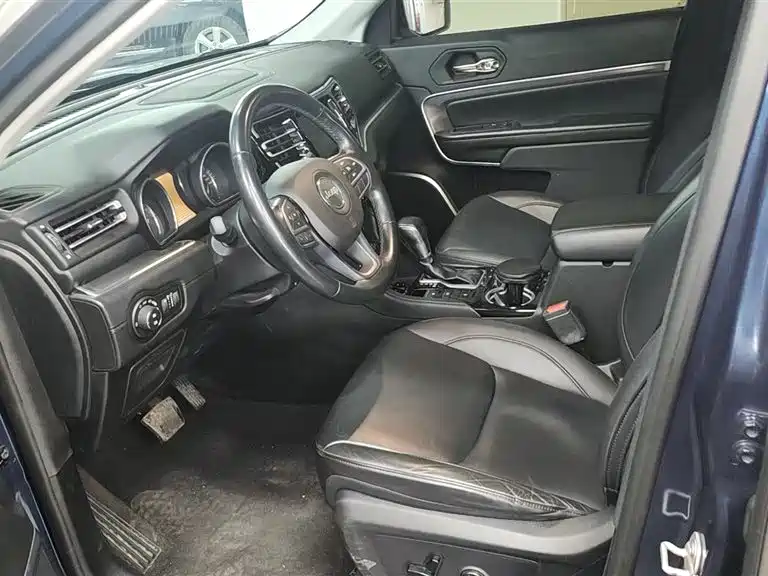 Jeep Commander 2018 2.0T 4WD Yuexiang Edition China VI