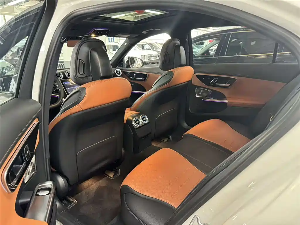 Mercedes-Benz C-Class 2023 Facelift C 260 L皓夜 Sport Edition