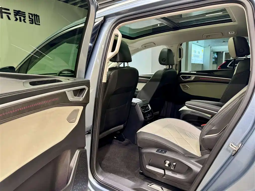 Volkswagen Talagon 2026 450TSI AWD Flagship 6-Seater