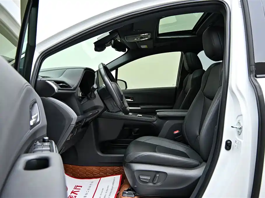 Toyota Sienna 2021 2.5L Hybrid Premium Edition