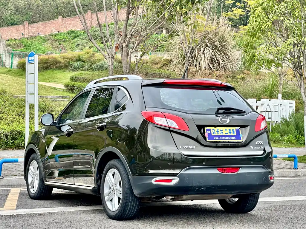 Trumpchi GS5 2014 2.0L Manual FWD Anniversary Edition