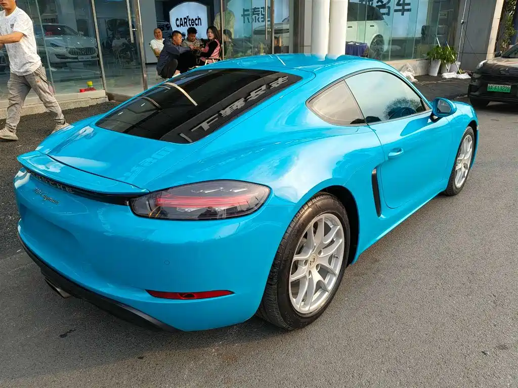 Porsche 718 Cayman 2.0T