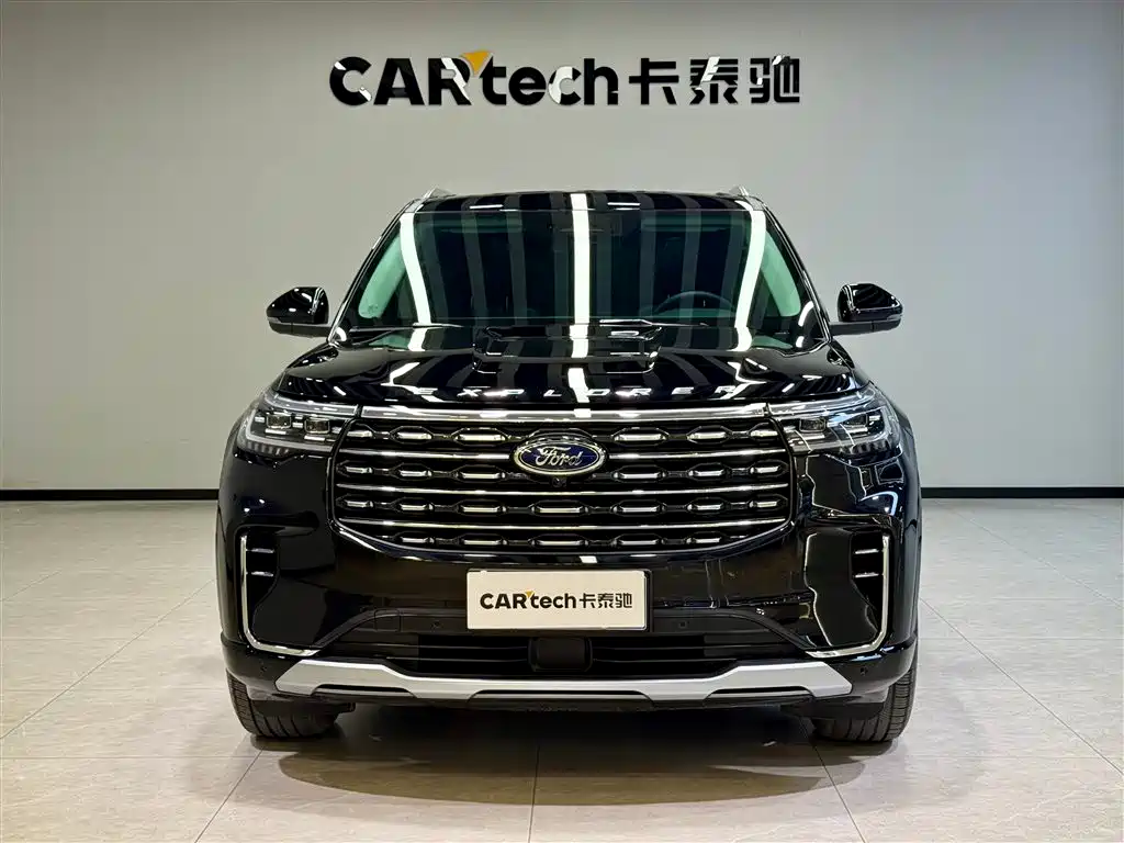 2024 Ford Explorer 2.3T EcoBoost 4WD Titanium Edition 7-Seater