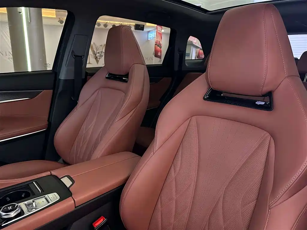Changan CS75 PLUS 2024 3rd Generation Champion Edition 1.5T Smart Driving Jinghang