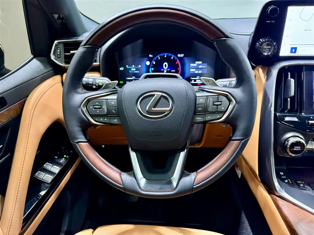 Lexus LX 700h Lingjie Edition 2025