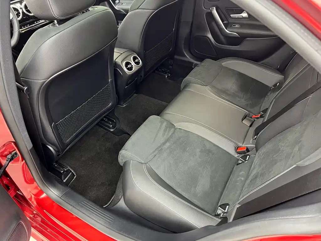 Mercedes-Benz A-Class 2019 A 200 L