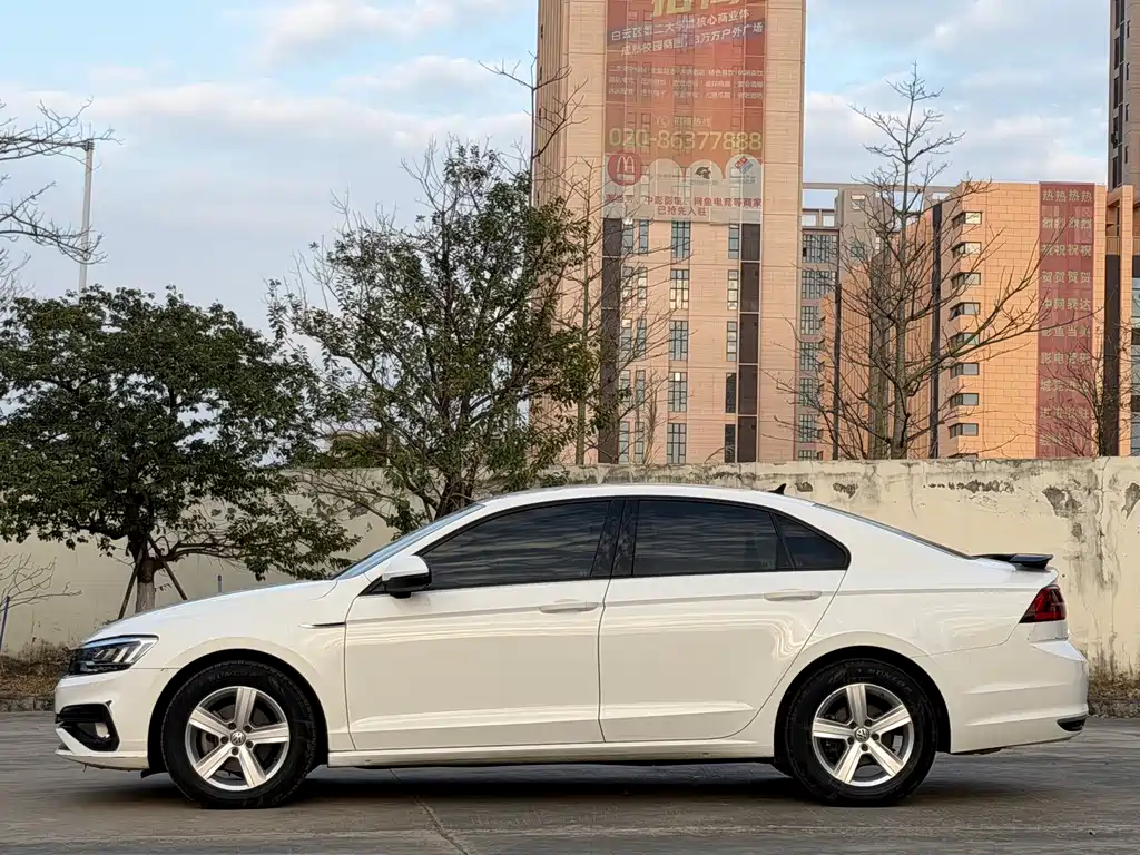 Volkswagen Lamando 2019 230TSI DSG Fashion Edition China VI
