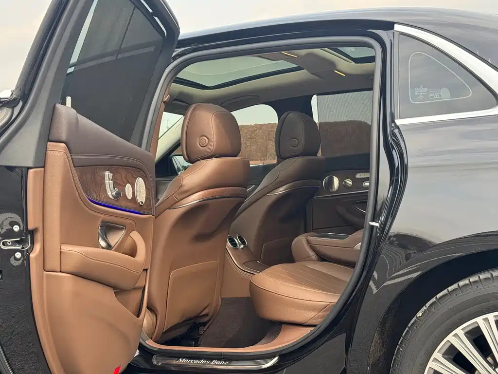 Mercedes-Benz E-Class 2022 E 300 L Luxury