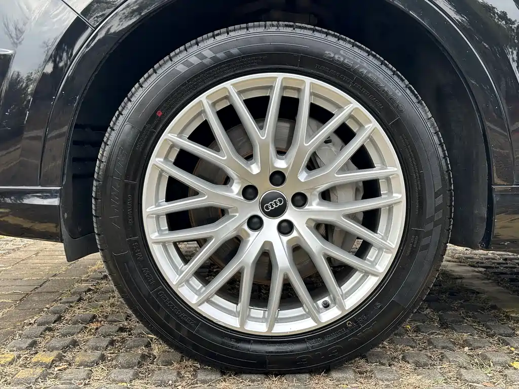 Audi Q7 2019 55 TFSI Technology Edition
