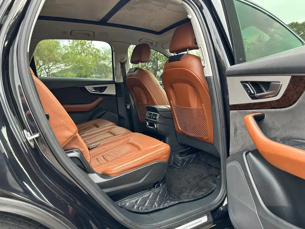 Audi Q7 2019 55 TFSI Technology Edition