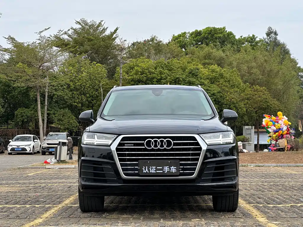 Audi Q7 2019 55 TFSI Technology Edition