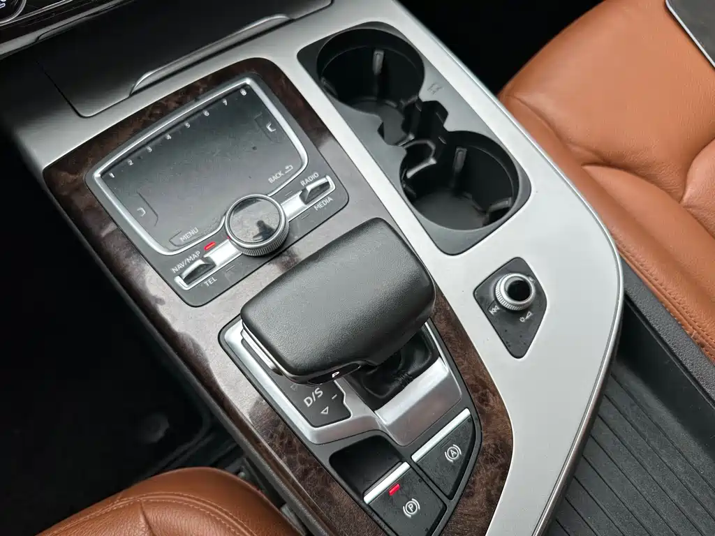 Audi Q7 2019 55 TFSI Technology Edition