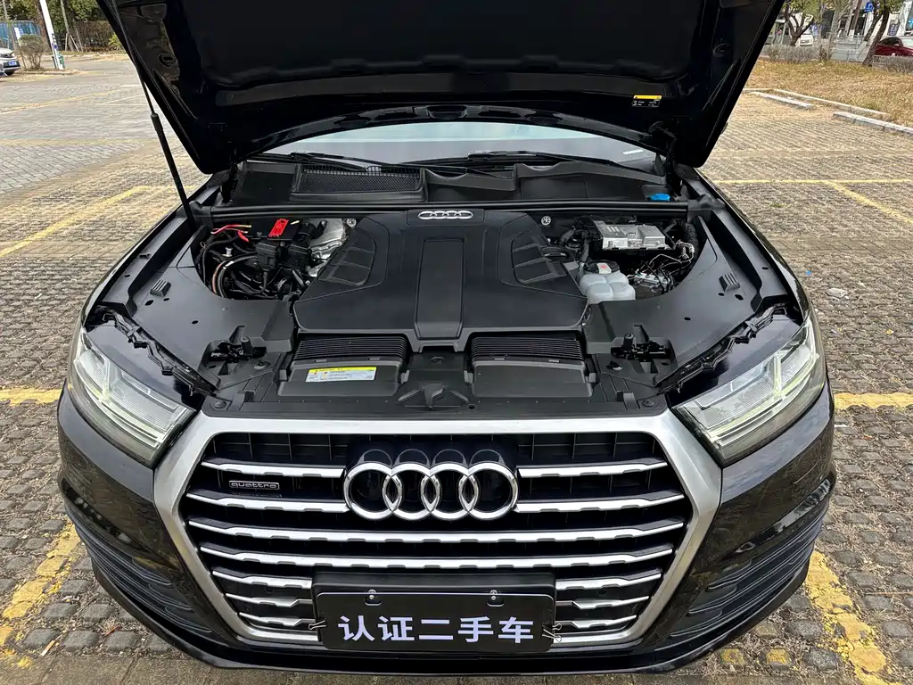 Audi Q7 2019 55 TFSI Technology Edition