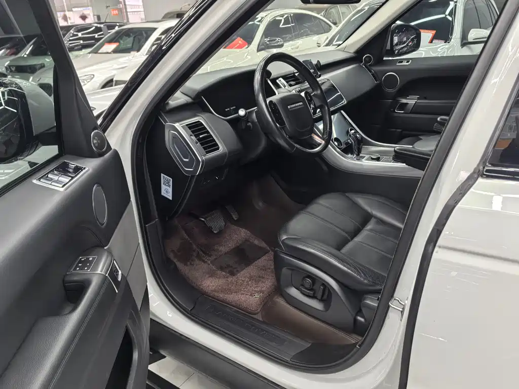 Land Rover Range Rover Sport 2017 3.0 SC V6 SE