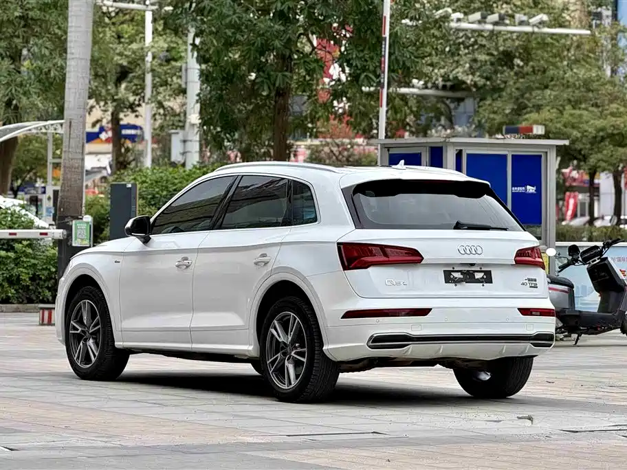 Audi Q5L 2018 40 TFSI Fashion Edition