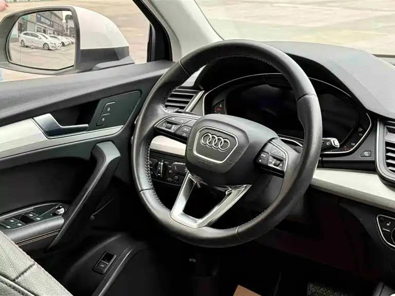 Audi Q5L 2018 40 TFSI Fashion Edition