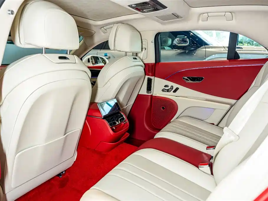 Bentley Flying Spur Plug-in Hybrid 2024 2.9T V6