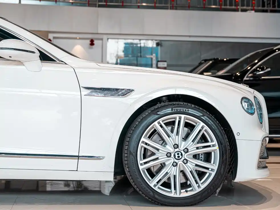 Bentley Flying Spur Plug-in Hybrid 2024 2.9T V6