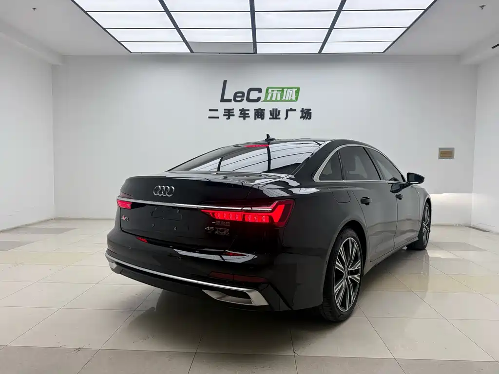 Audi A6L 2023 45 TFSI quattro