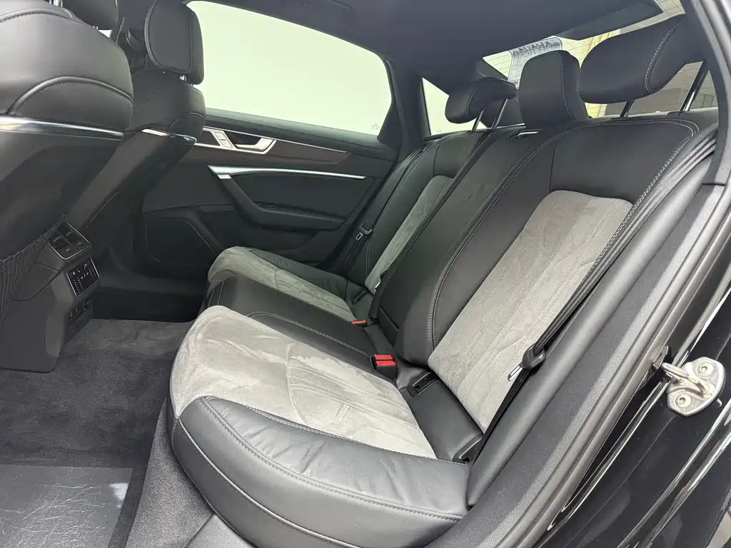 Audi A6L 2023 45 TFSI quattro