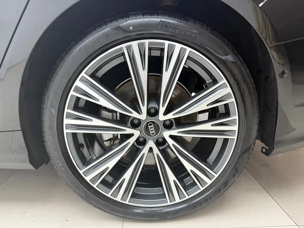 Audi A6L 2023 45 TFSI quattro