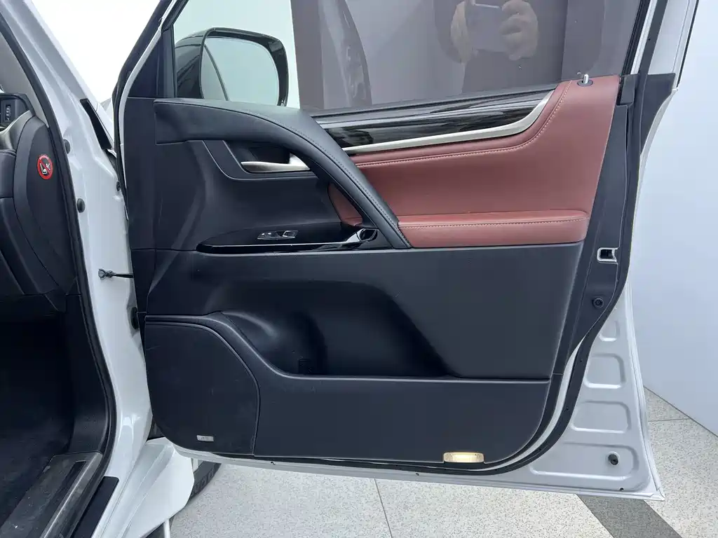 Lexus LX 2016 570 Dynamic Luxury Edition