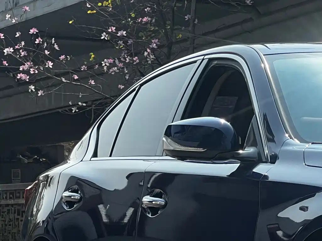 Infiniti Q50L 2.0T