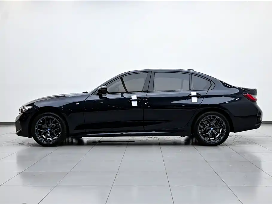 BMW 3 Series 2025 330Li M Sport Night Edition