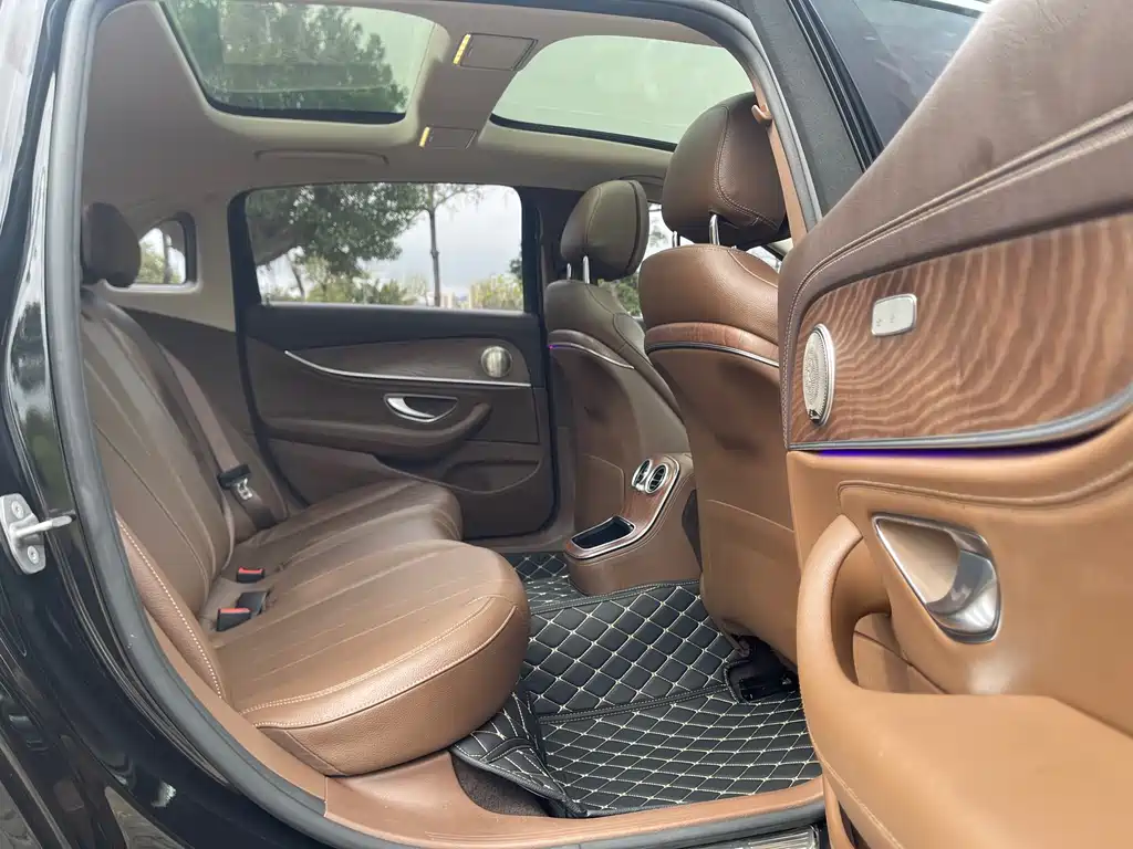 Mercedes-Benz E-Class 2022 Facelift E 300 L Fashion Edition