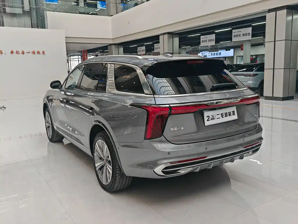 Hongqi E-HS9 2022 660km Qichang Edition 6-Seater