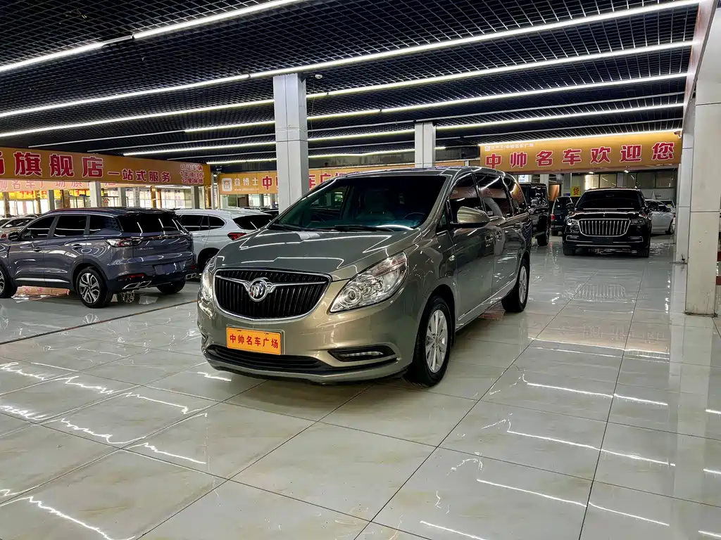 Buick GL8 2017 25S Luxury Model