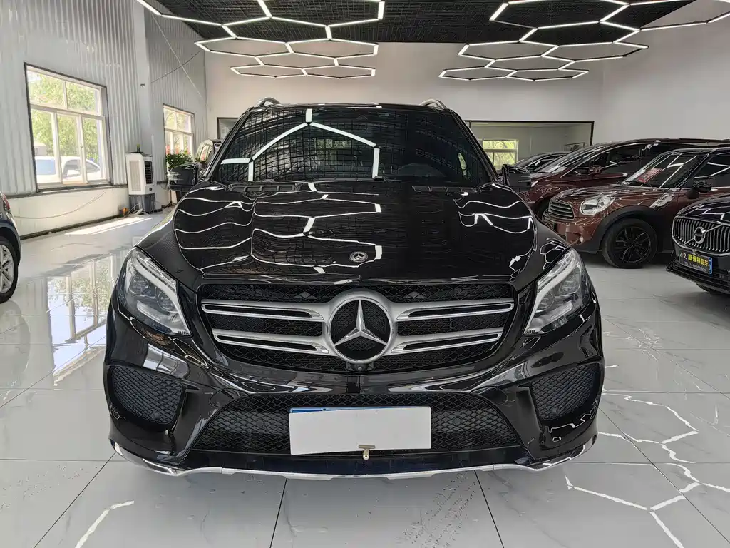 Mercedes-Benz GLE 400 4MATIC Collector's Edition