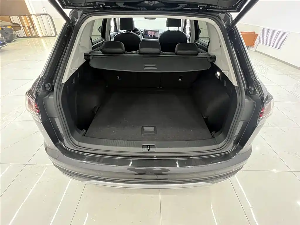 Volkswagen Tayron 2023 280TSI 2WD Luxury Plus Advanced Edition
