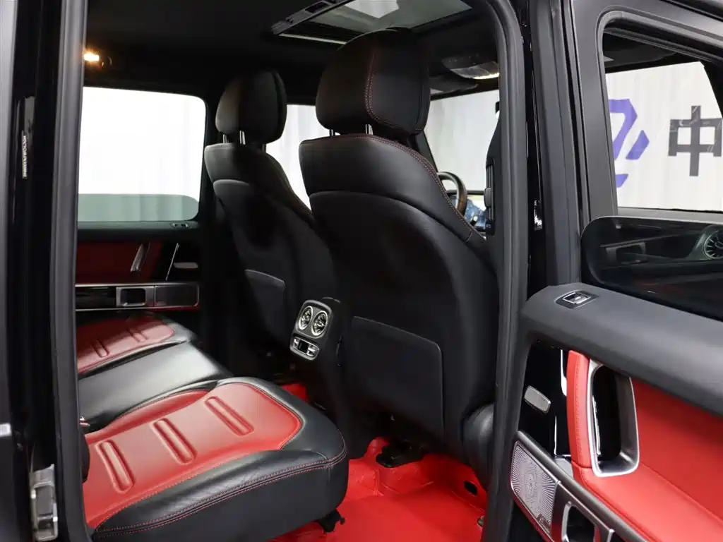 Mercedes-Benz G-Class 2019 G 550