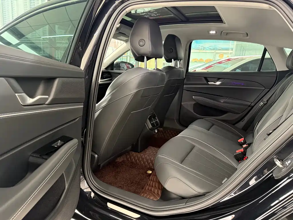 Passat 2025 Pro 380TSI Longyao Edition