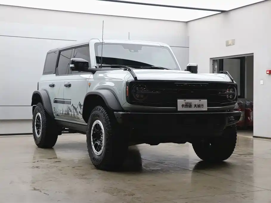 Ford Bronco 2024 2.3T Badlands